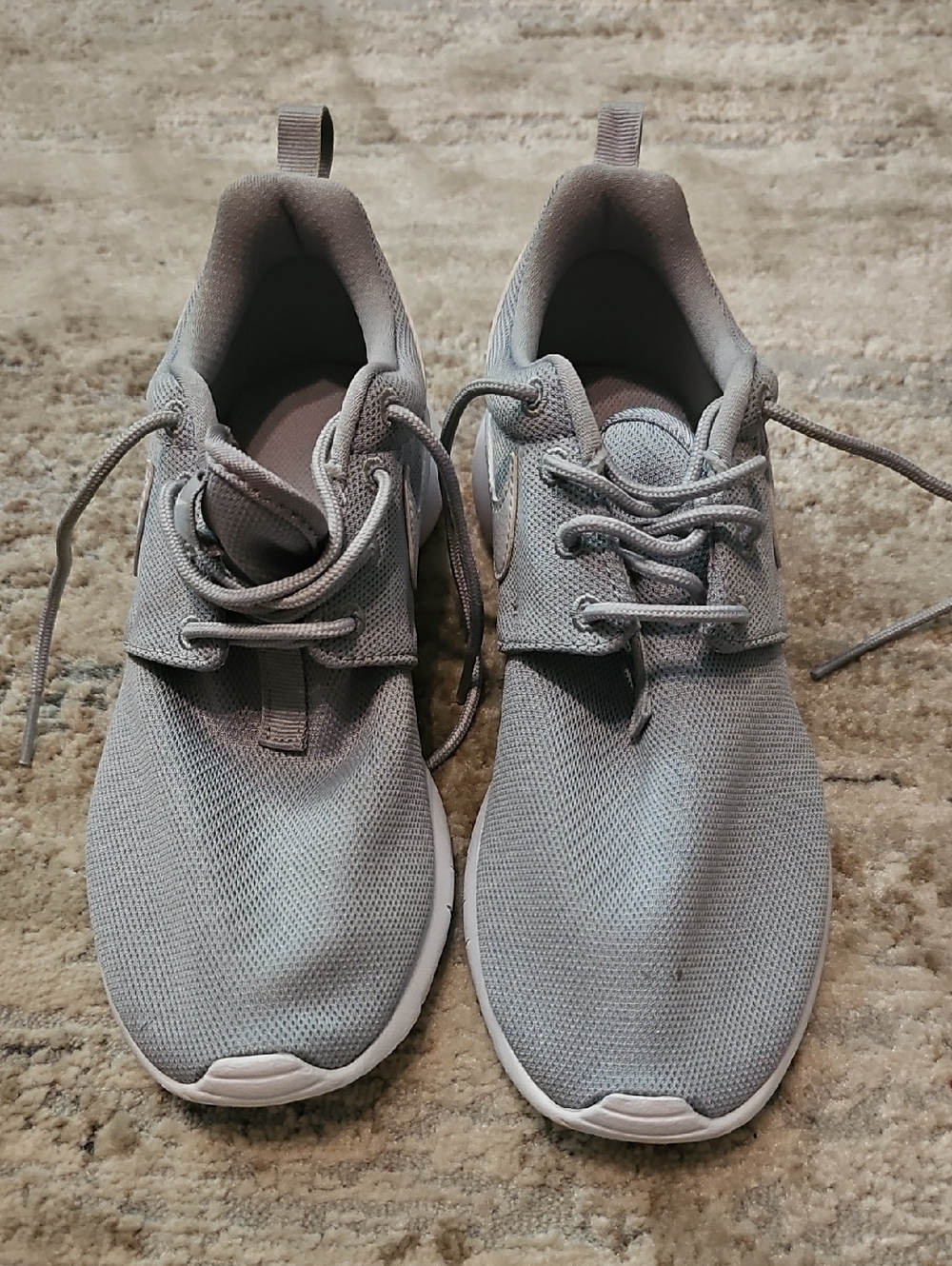 Nike Gray Knit Kids' Athletic Shoes Size 4Y